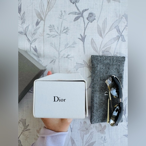 NIB Dior DYJ Light Gold and Ivory Croisette4 Aviator Sunglasses Brand new - Picture 12 of 15